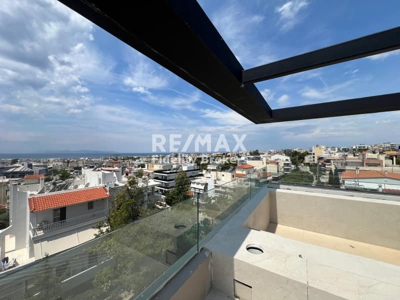 House in Center, Voula — Photo 1 of 13