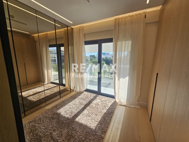 House in Golf, Glyfada — Photo 25 of 27