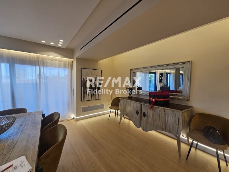 House in Golf, Glyfada — Photo 10 of 27
