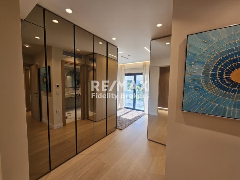House in Golf, Glyfada — Photo 21 of 27