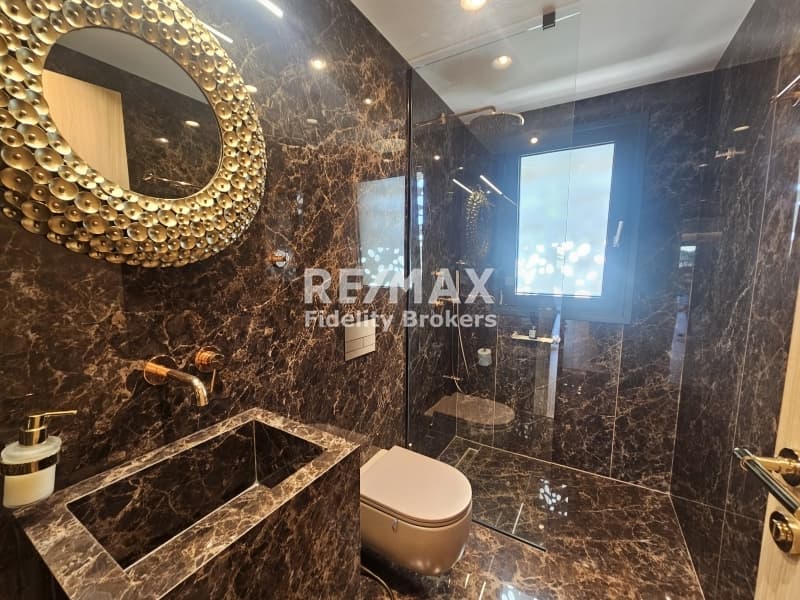 House in Golf, Glyfada — Photo 15 of 27