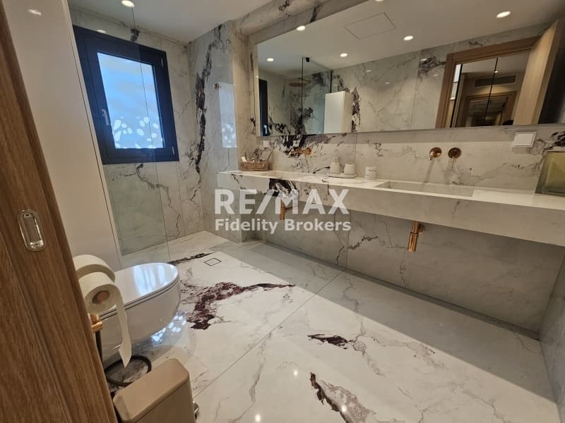 House in Golf, Glyfada — Photo 24 of 27