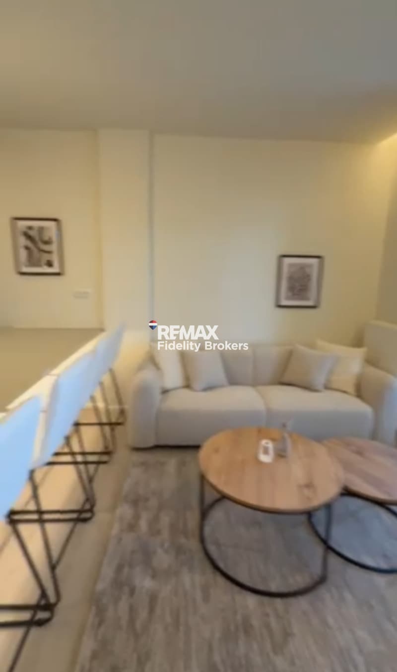 Apartment in Pirnari, Glyfada — Photo 3 of 8