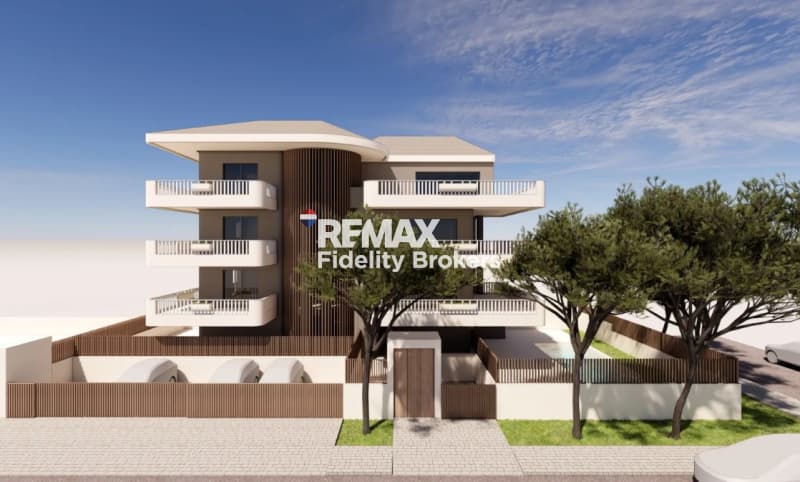 Apartment in Pirnari, Glyfada — Photo 1 of 4