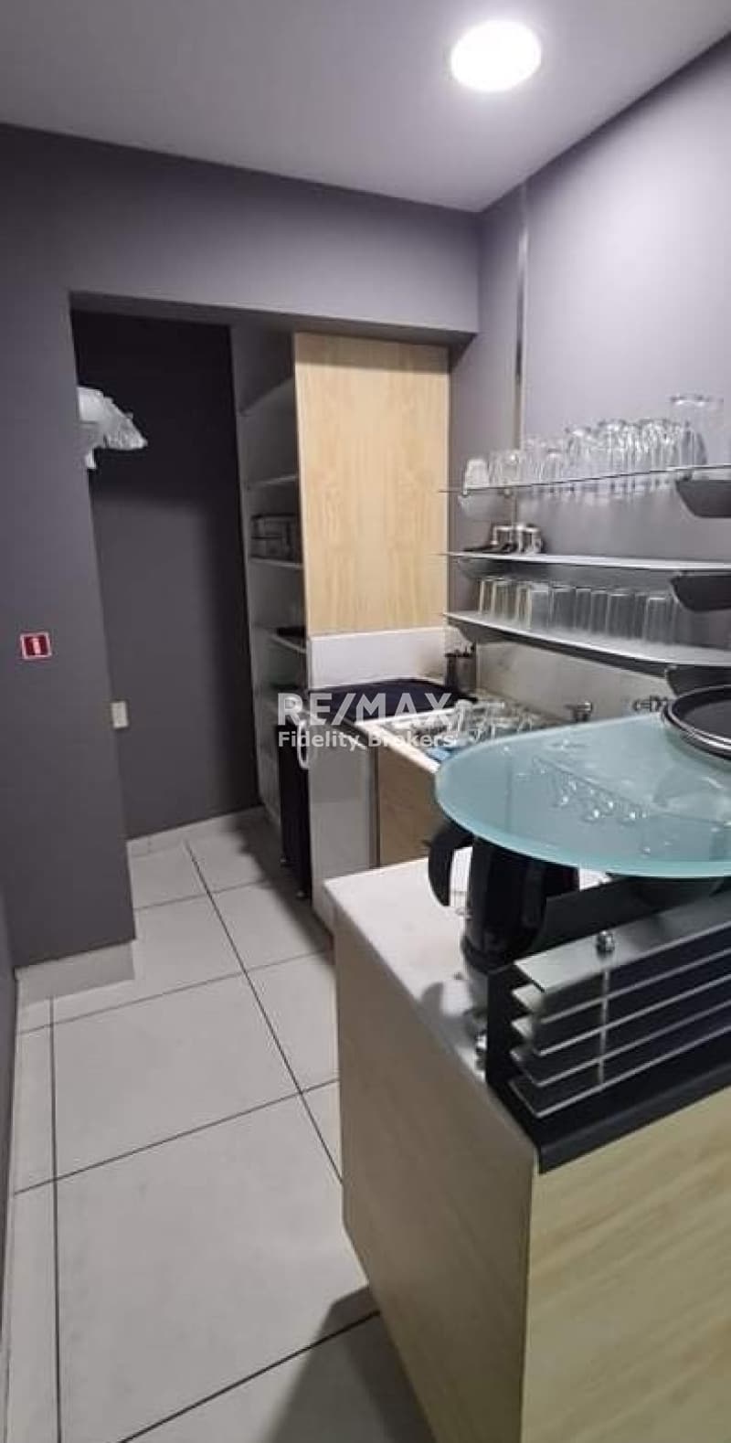 Κατάστημα στην Γκολφ, Γλυφάδα — Φωτογραφία 16 από 19