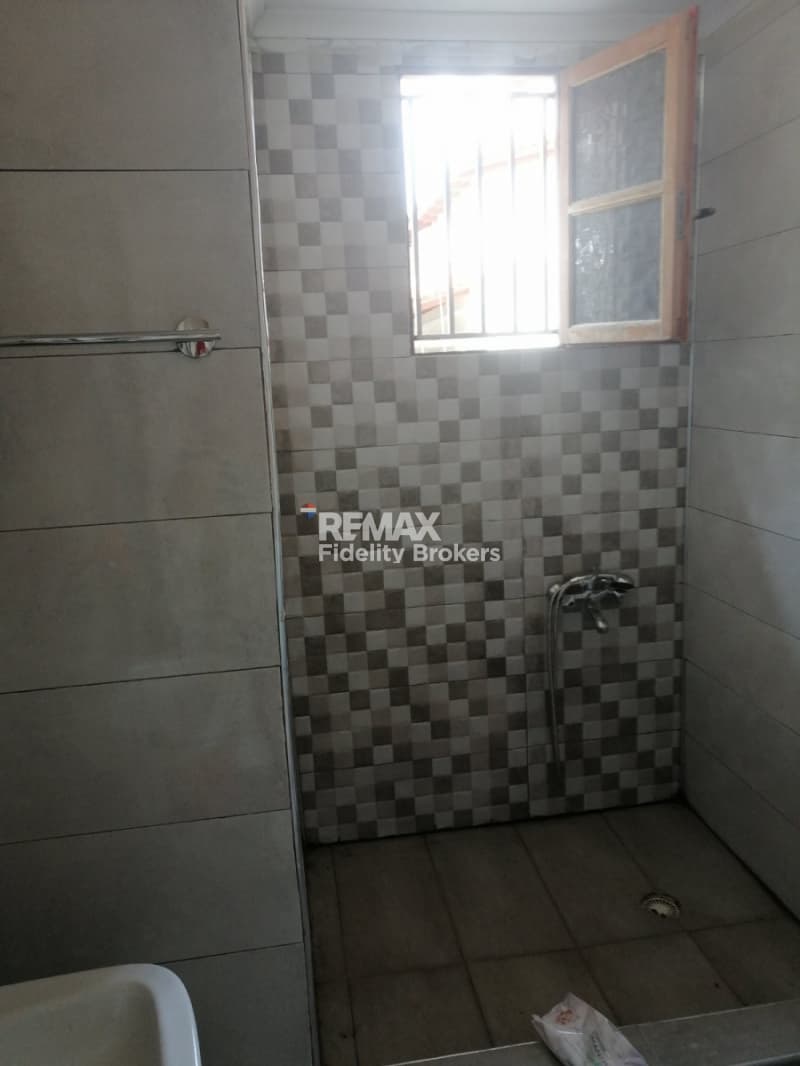 House in Kefleika, Kalivia Thorikou — Photo 4 of 6