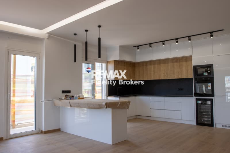 Apartment in Alsos, Nea Smyrni — Photo 2 of 20