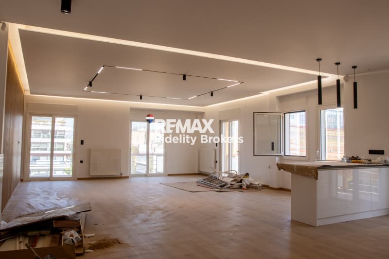 Apartment in Alsos, Nea Smyrni — Photo 4 of 20