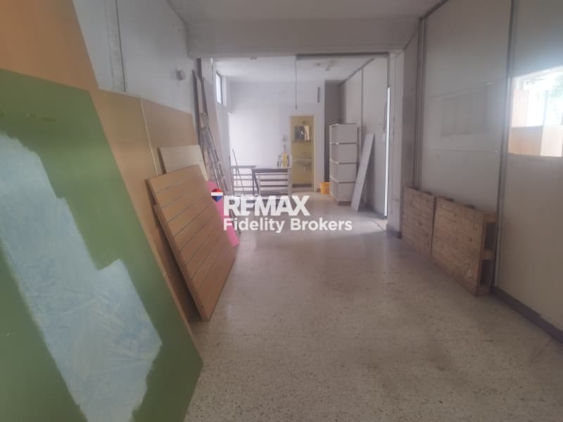 Retail Store in Dafni, Dafni — Photo 2 of 8