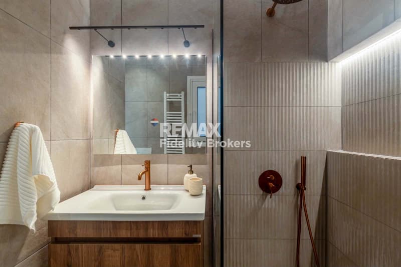 Apartment in Ag. Meletiou - Viktorias Sq. - Marni, Patision - Acharnon — Photo 17 of 24
