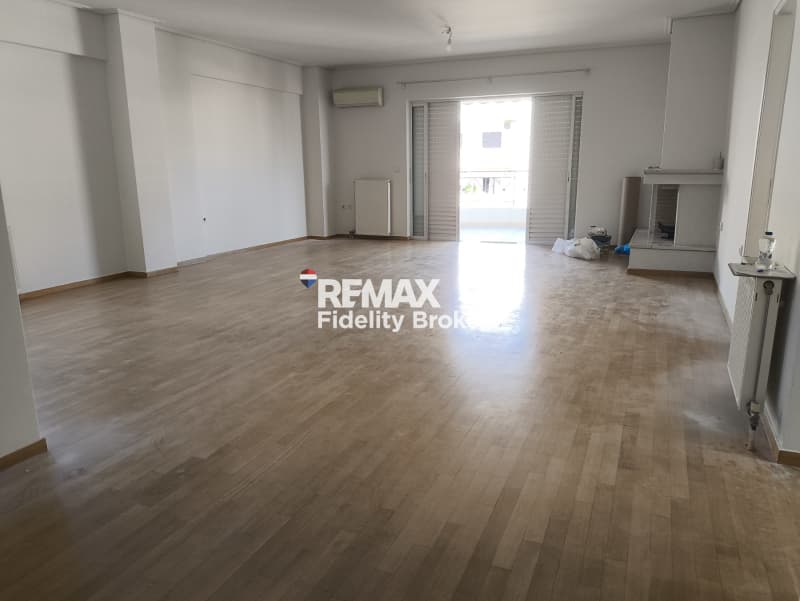 Διαμέρισμα στην Αγία Κυριακή, Παλαιό Φάληρο — Φωτογραφία 2 από 22