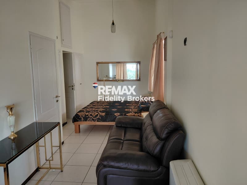 House in Panionia, Glyfada — Photo 21 of 28