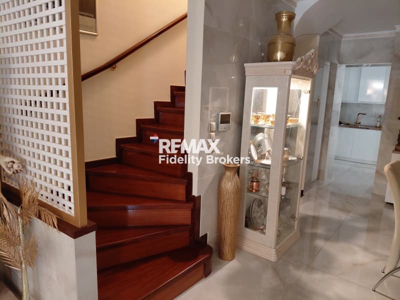 House in Panionia, Glyfada — Photo 6 of 28