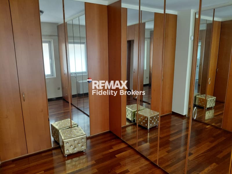 House in Panionia, Glyfada — Photo 25 of 28