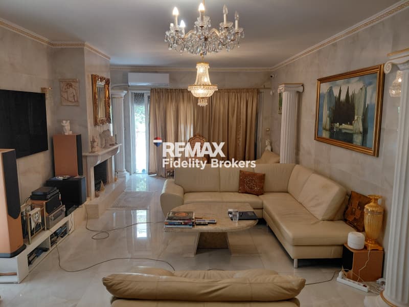 House in Panionia, Glyfada — Photo 10 of 28