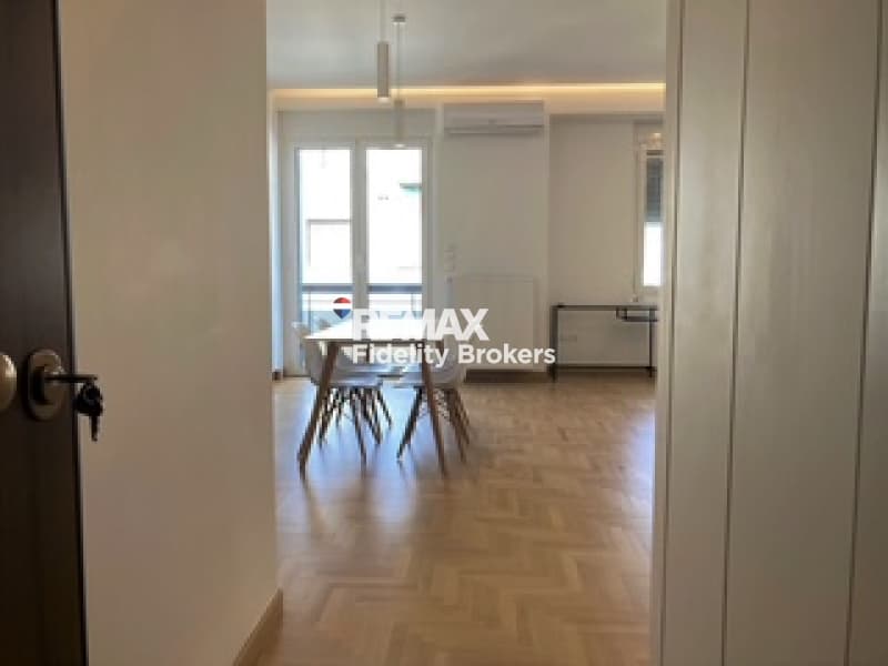 Apartment in Neo Pagkrati, Vironas — Photo 2 of 9