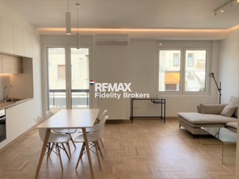 Apartment in Neo Pagkrati, Vironas — Photo 1 of 9