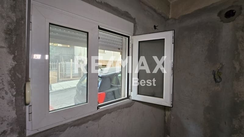 Apartment in Center, Neapoli — Photo 2 of 13