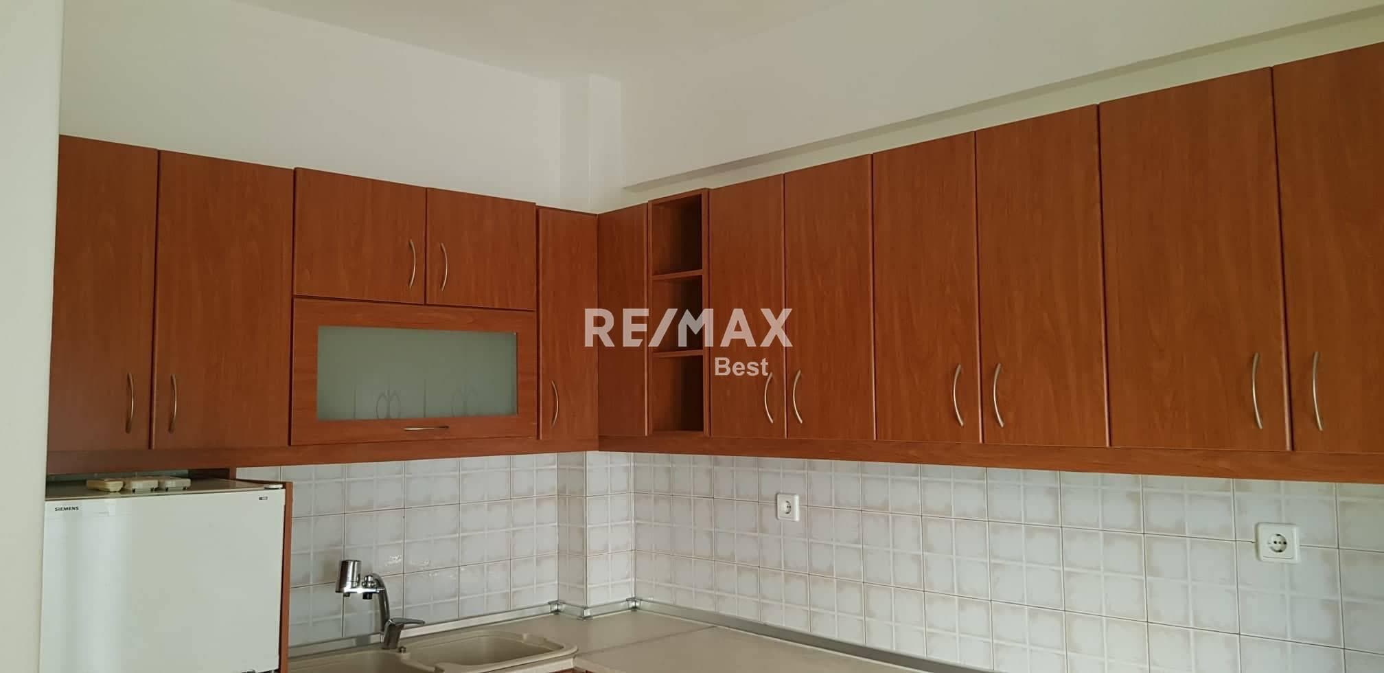 Apartment in Krani, Sikies — Photo 1 of 12