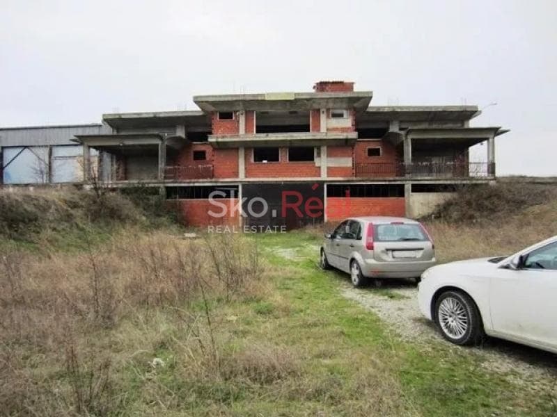 Ελαφρύς Βιομηχανικός Χώρος στην Κάτω Σχολάρι, Μίκρα — Φωτογραφία 24 από 24