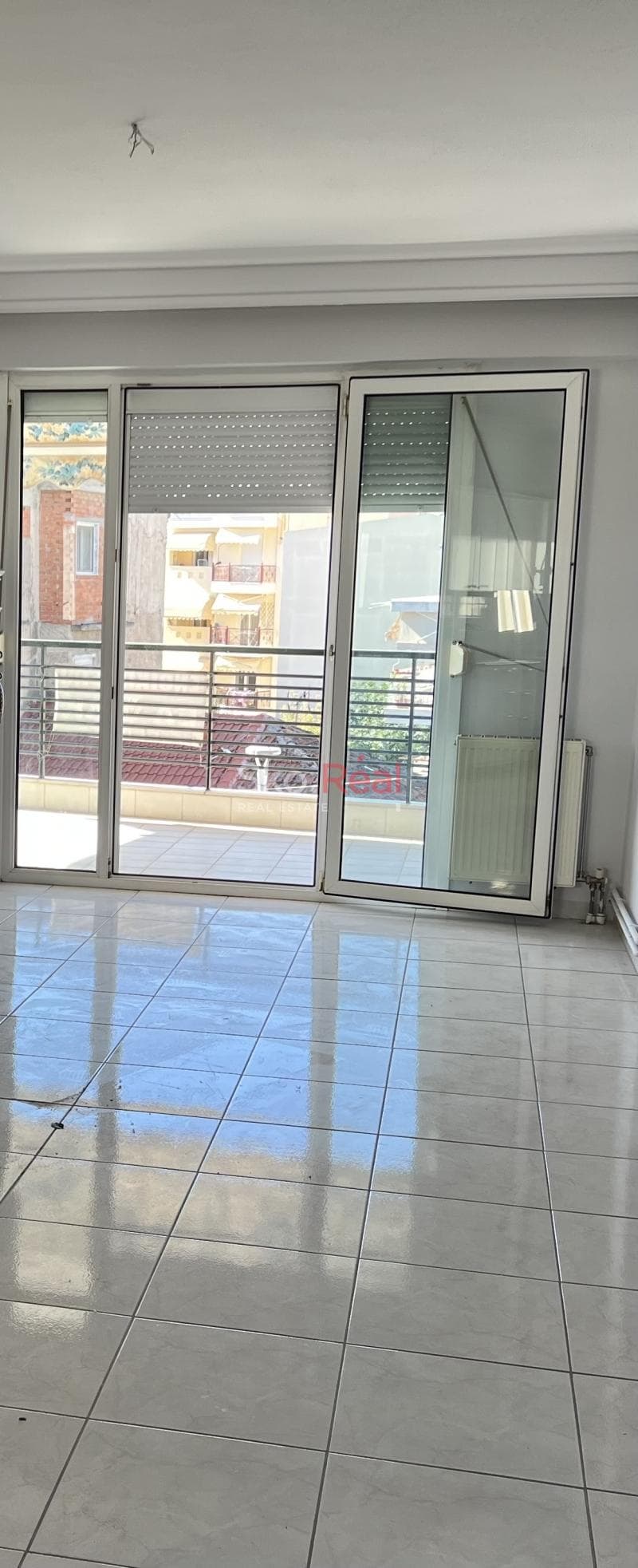 Apartment in Center, Thermi — Photo 4 of 17