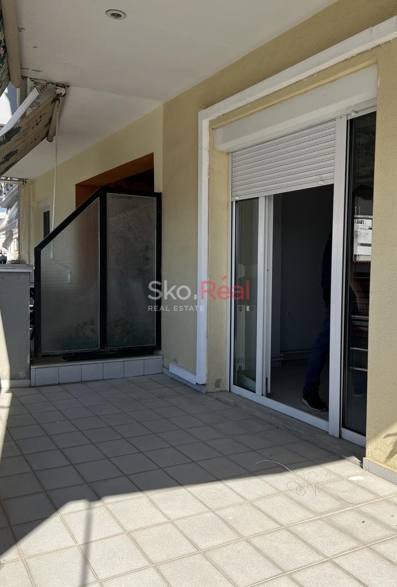 Apartment in Center, Thermi — Photo 17 of 17