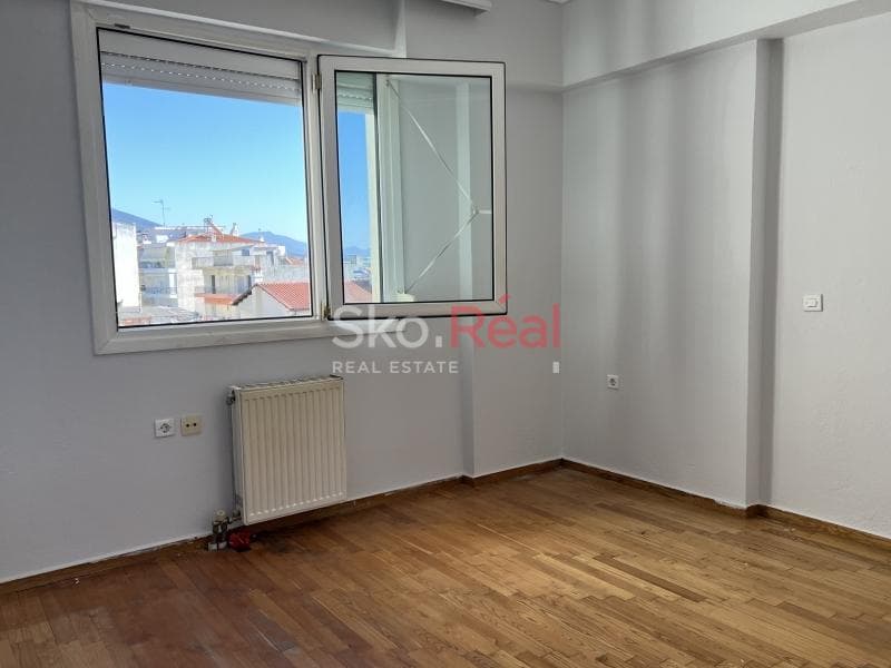 Apartment in Center, Thermi — Photo 7 of 17