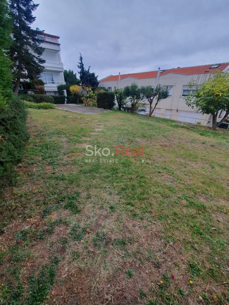 House in Panorama, Panorama — Photo 26 of 26