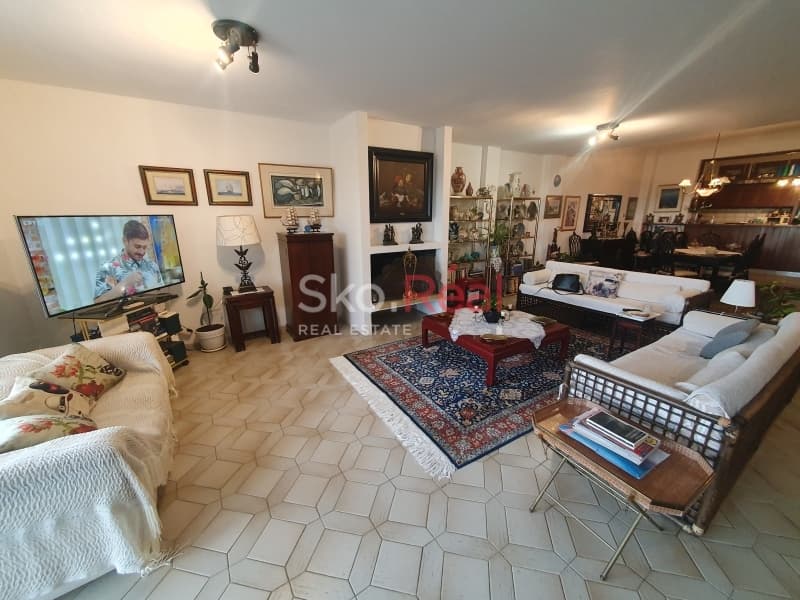 House in Panorama, Panorama — Photo 13 of 26