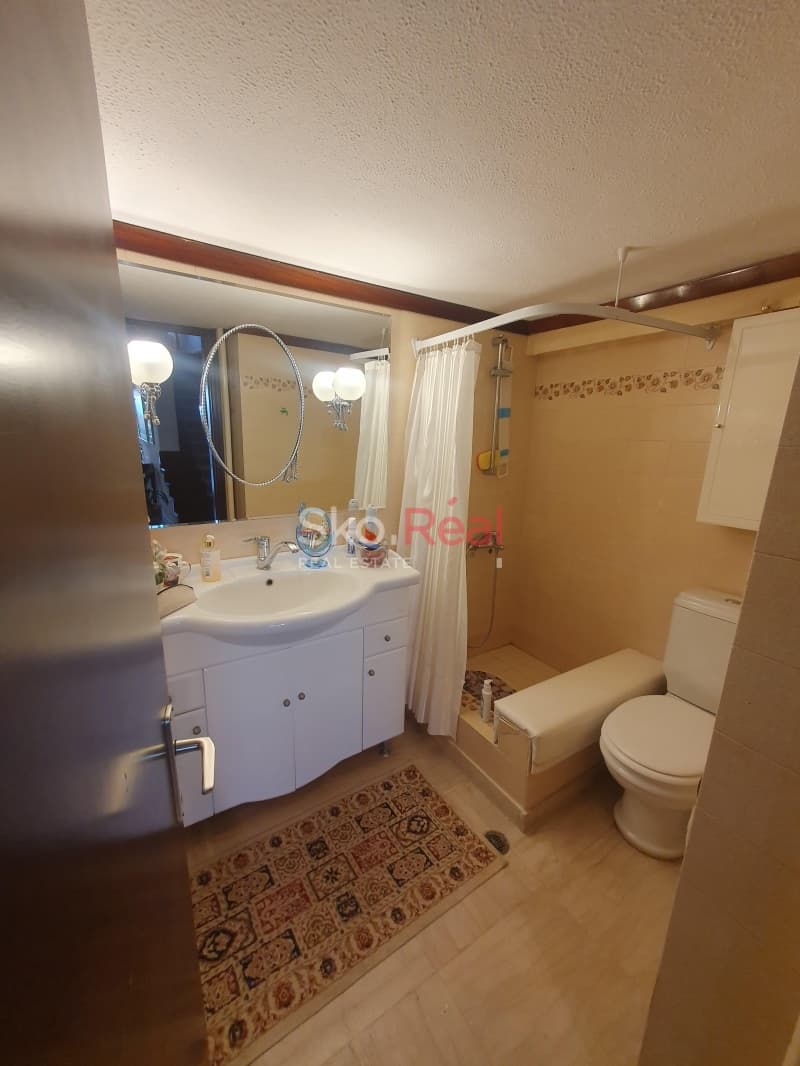 House in Panorama, Panorama — Photo 18 of 26