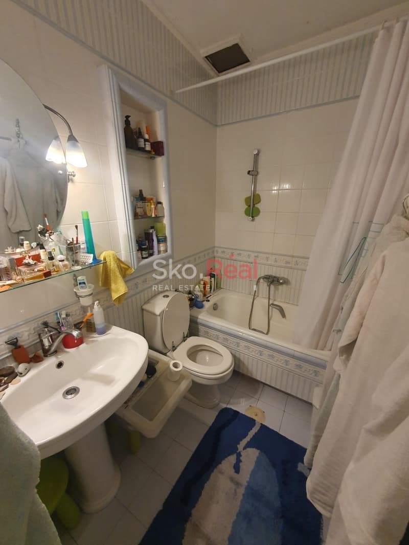 House in Panorama, Panorama — Photo 23 of 26