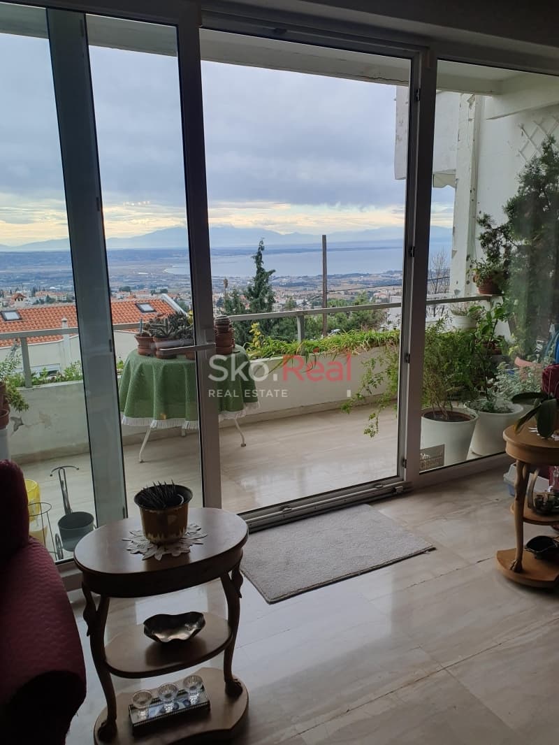 House in Panorama, Panorama — Photo 17 of 26