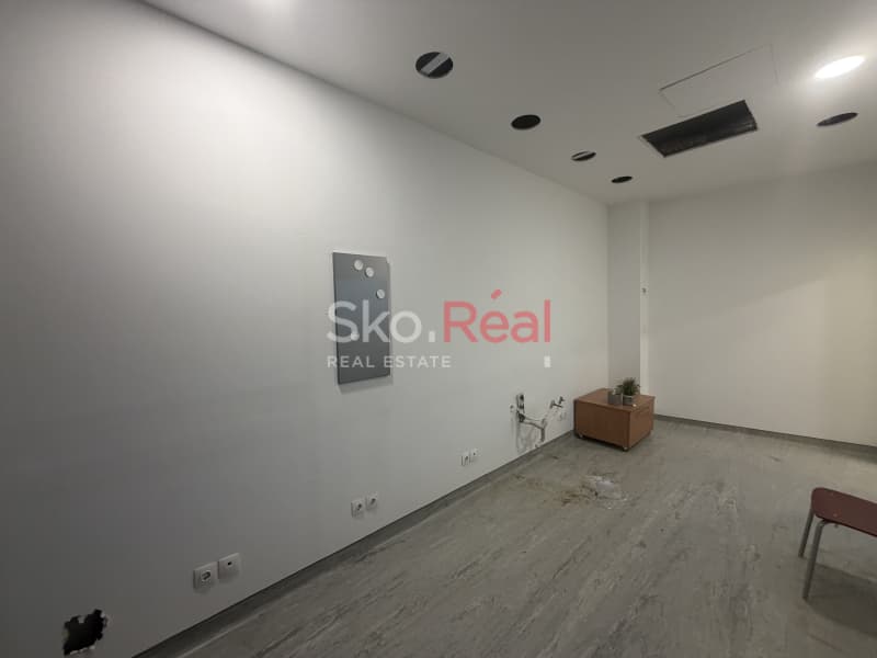 Retail Store in Ano Ilioupoli, Stavroupoli — Photo 17 of 19