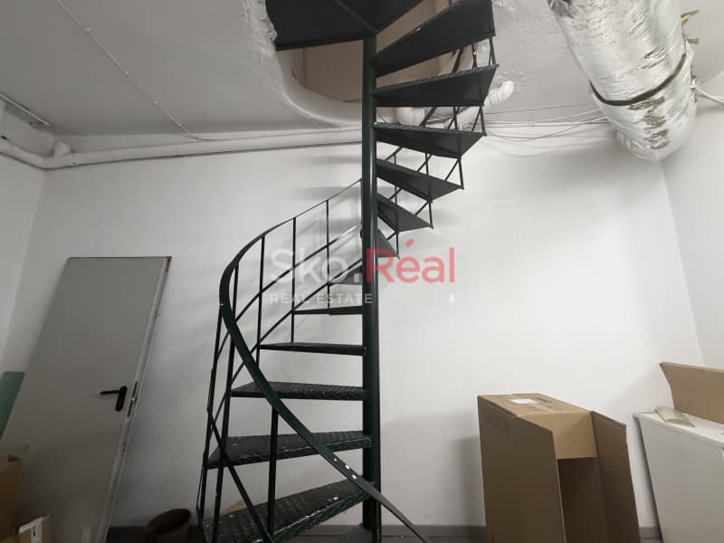 Retail Store in Ano Ilioupoli, Stavroupoli — Photo 9 of 19