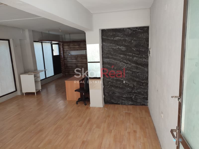 Retail Store in Zoodochou Pigis, Ampelokipoi — Photo 8 of 19
