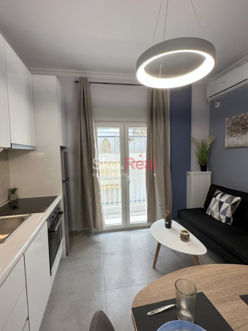 Apartment in Center, Neapoli — Photo 2 of 17