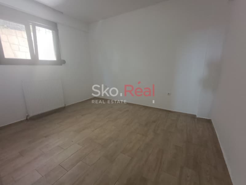 Apartment in Center, Pylea — Photo 13 of 25