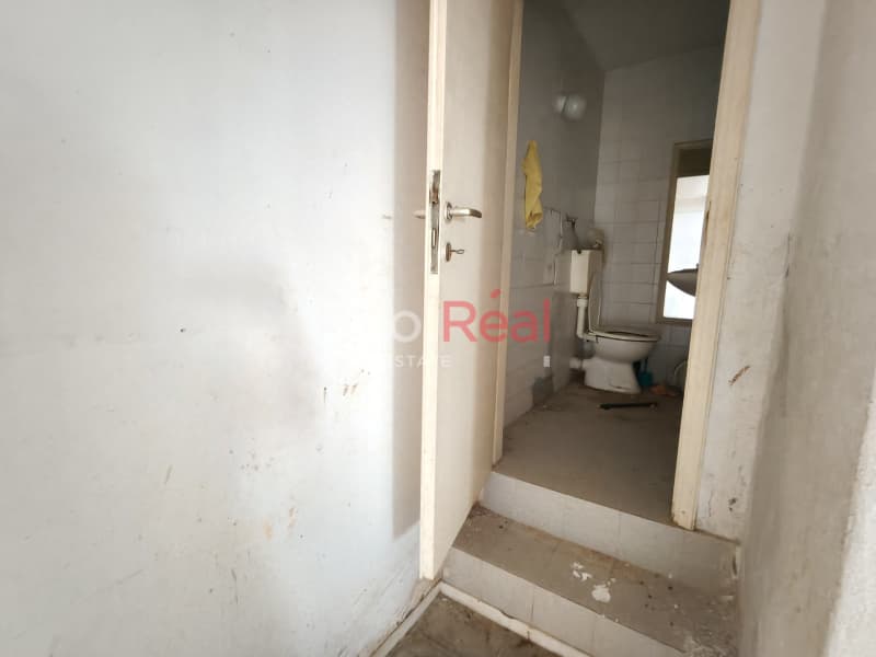 Warehouse in Center, Kalamaria — Photo 13 of 17
