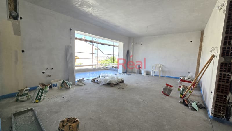 Apartment in Center, Pylea — Photo 2 of 25