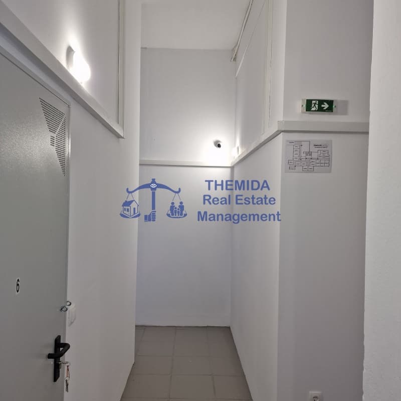 Αποθήκη στην Κέντρο, Θέρμη — Φωτογραφία 1 από 10