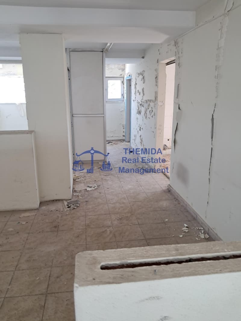 Warehouse in Neo Risio, Mikra — Photo 12 of 20