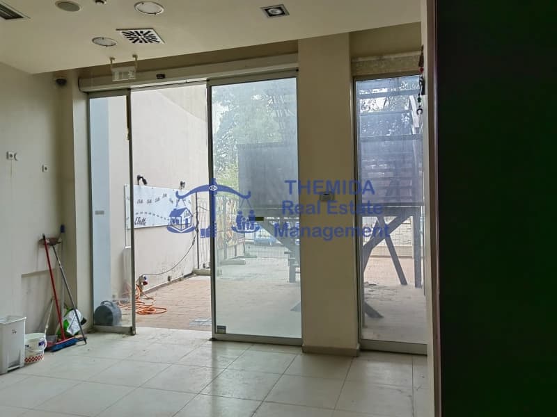 Retail Store in Plagiari, Mikra — Photo 13 of 17
