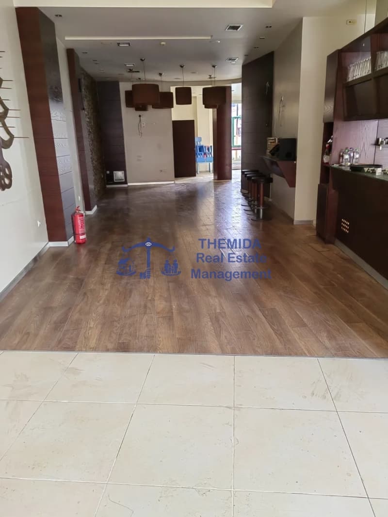 Retail Store in Plagiari, Mikra — Photo 1 of 17