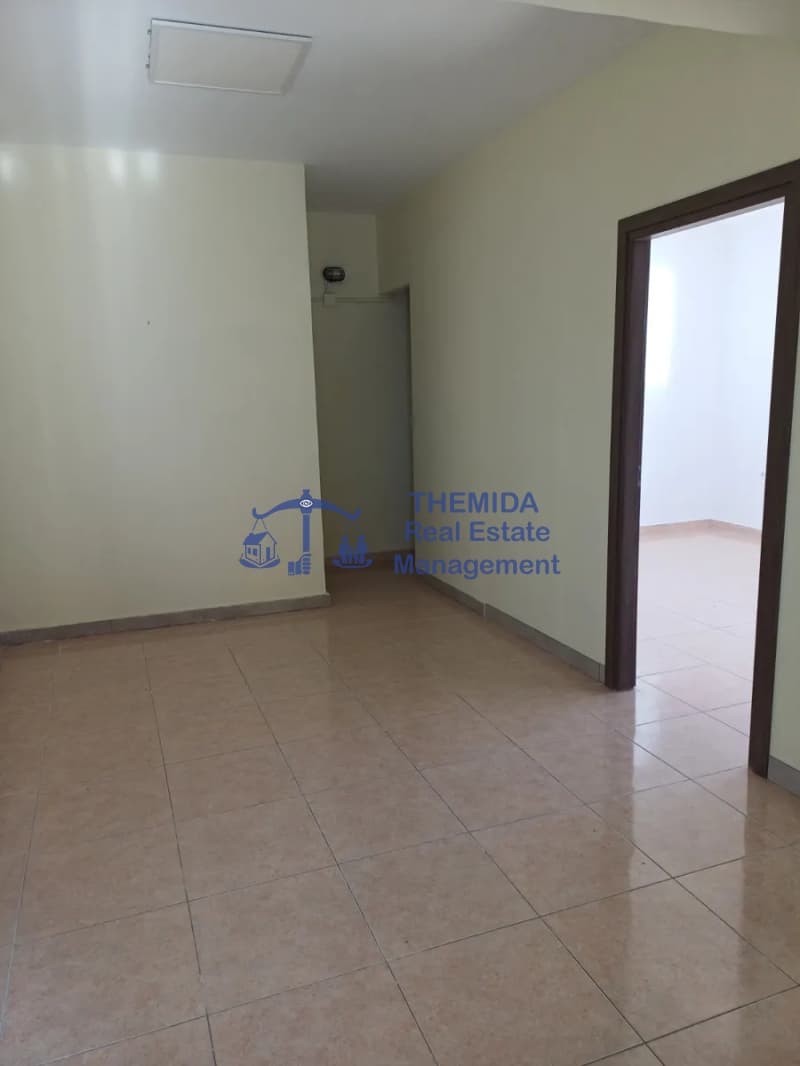 Office in Plagiari, Mikra — Photo 1 of 7