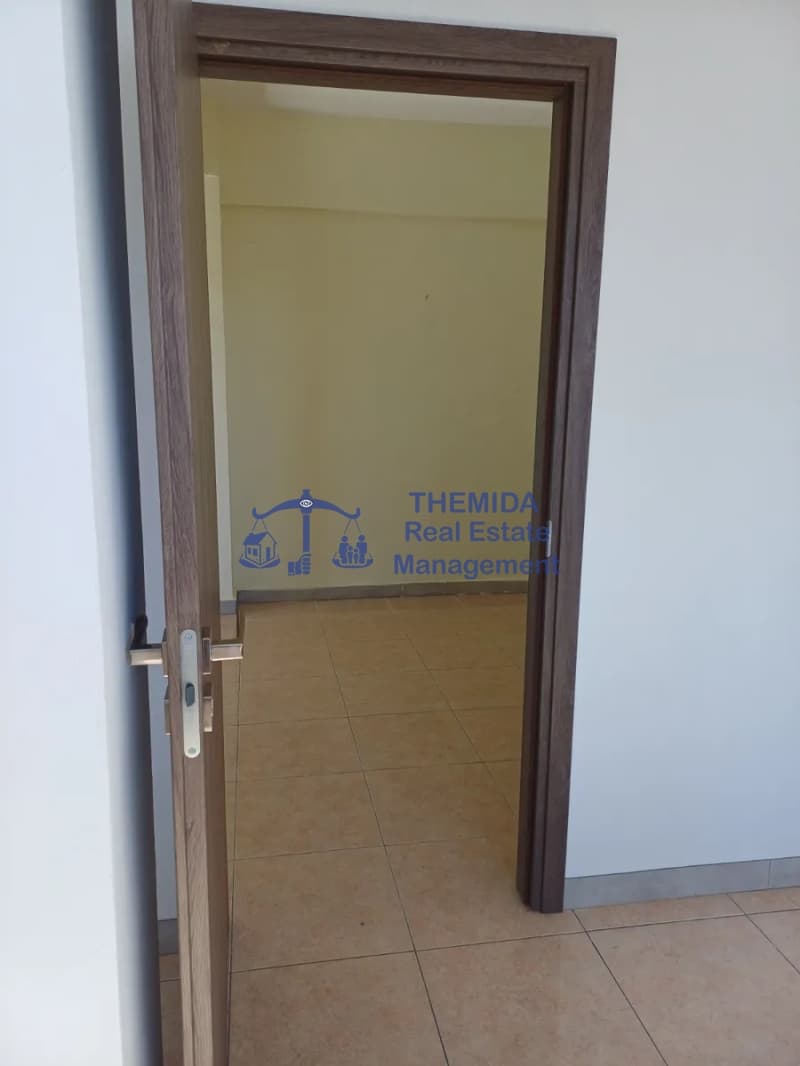 Office in Plagiari, Mikra — Photo 7 of 7