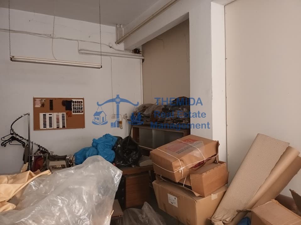Warehouse in Riga Feraiou, Neapoli — Photo 6 of 21