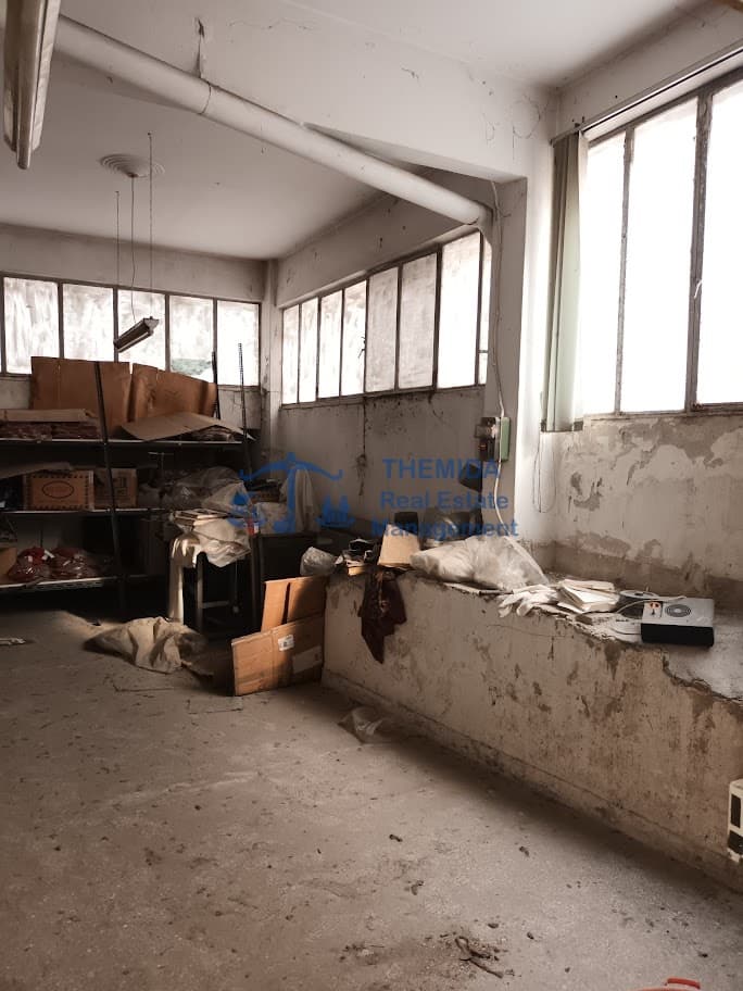 Warehouse in Riga Feraiou, Neapoli — Photo 7 of 21