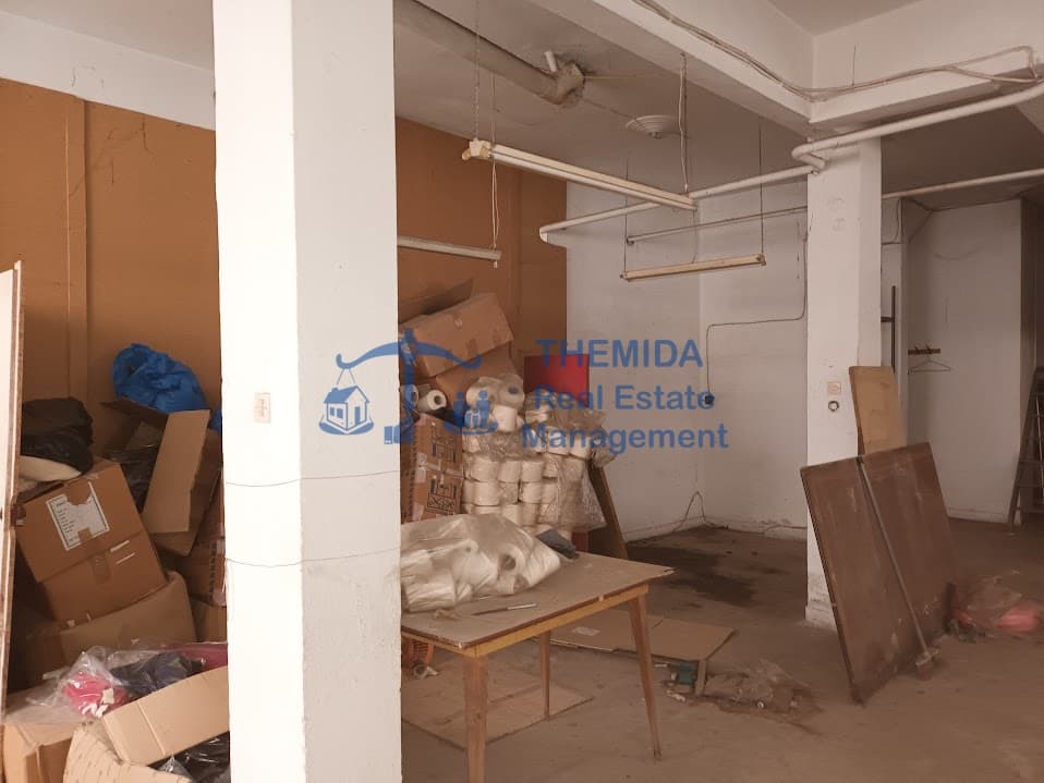 Warehouse in Riga Feraiou, Neapoli — Photo 11 of 21