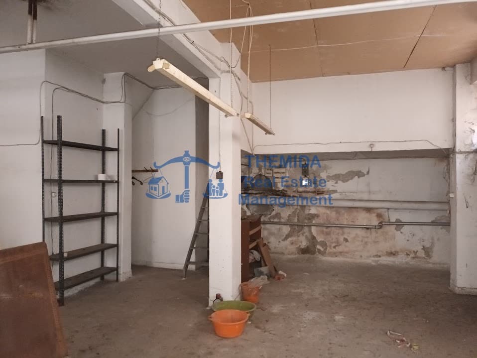 Warehouse in Riga Feraiou, Neapoli — Photo 12 of 21