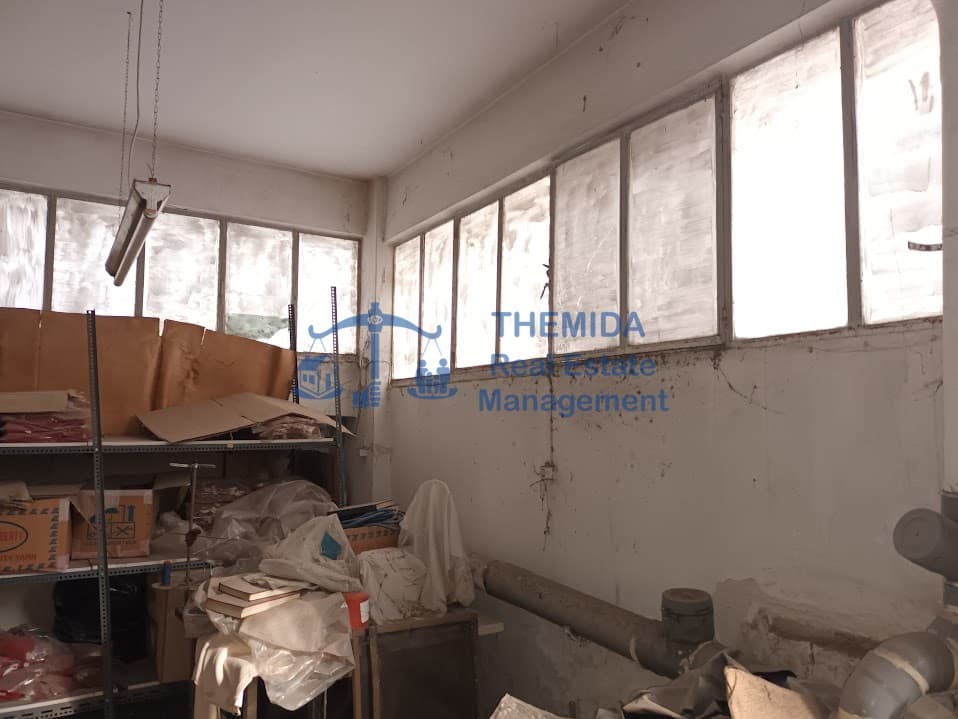 Warehouse in Riga Feraiou, Neapoli — Photo 14 of 21
